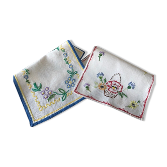 Two hand-embroidered placemats 30x20cm