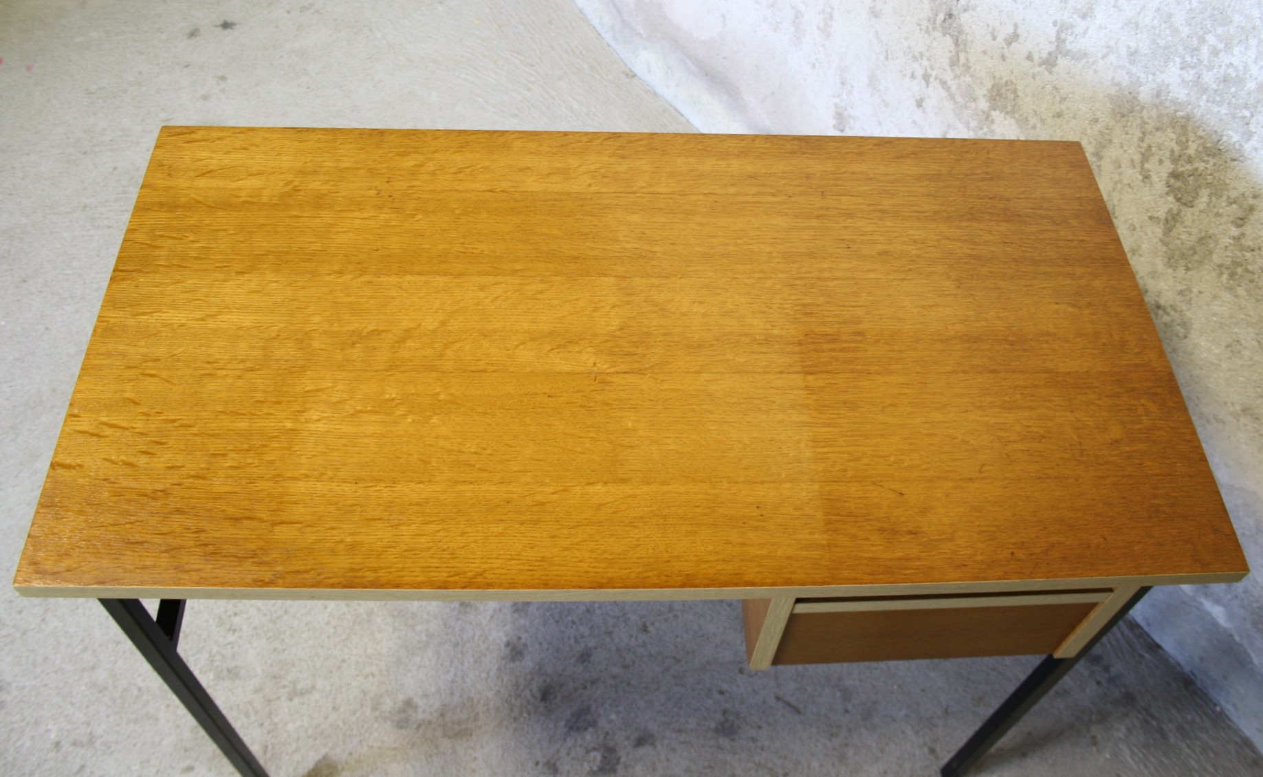 Vintage modernist office