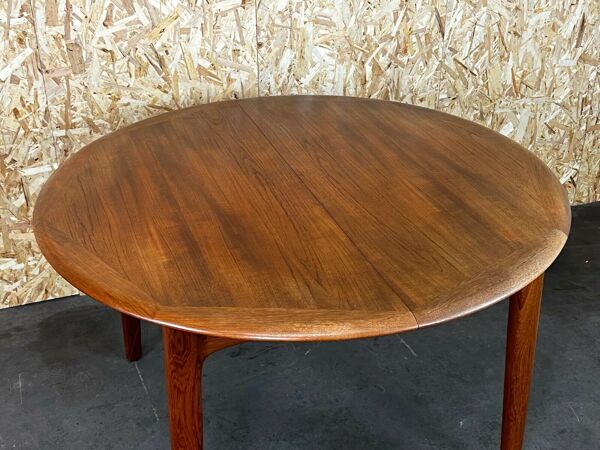 Table à manger en teck des années 60 des années 70 Svend Aage Madsen pour Knudsen & Son