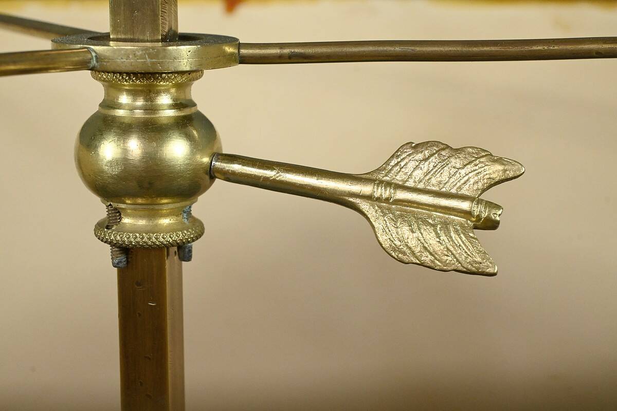 Large Bouillotte Lamp in Gilt Bronze, Louis XVI style – first half of the 20th century