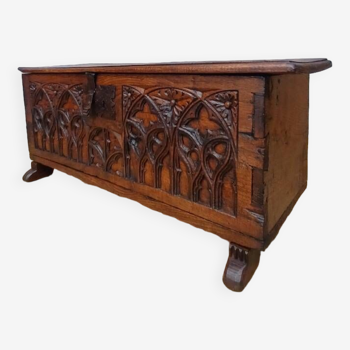 Old Gothic chest 17th century solid oak