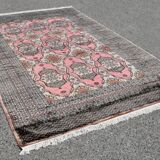 Oriental carpet from Pakistan: 1.83 x 2.75 meters. Completely handmade. Quality: wool