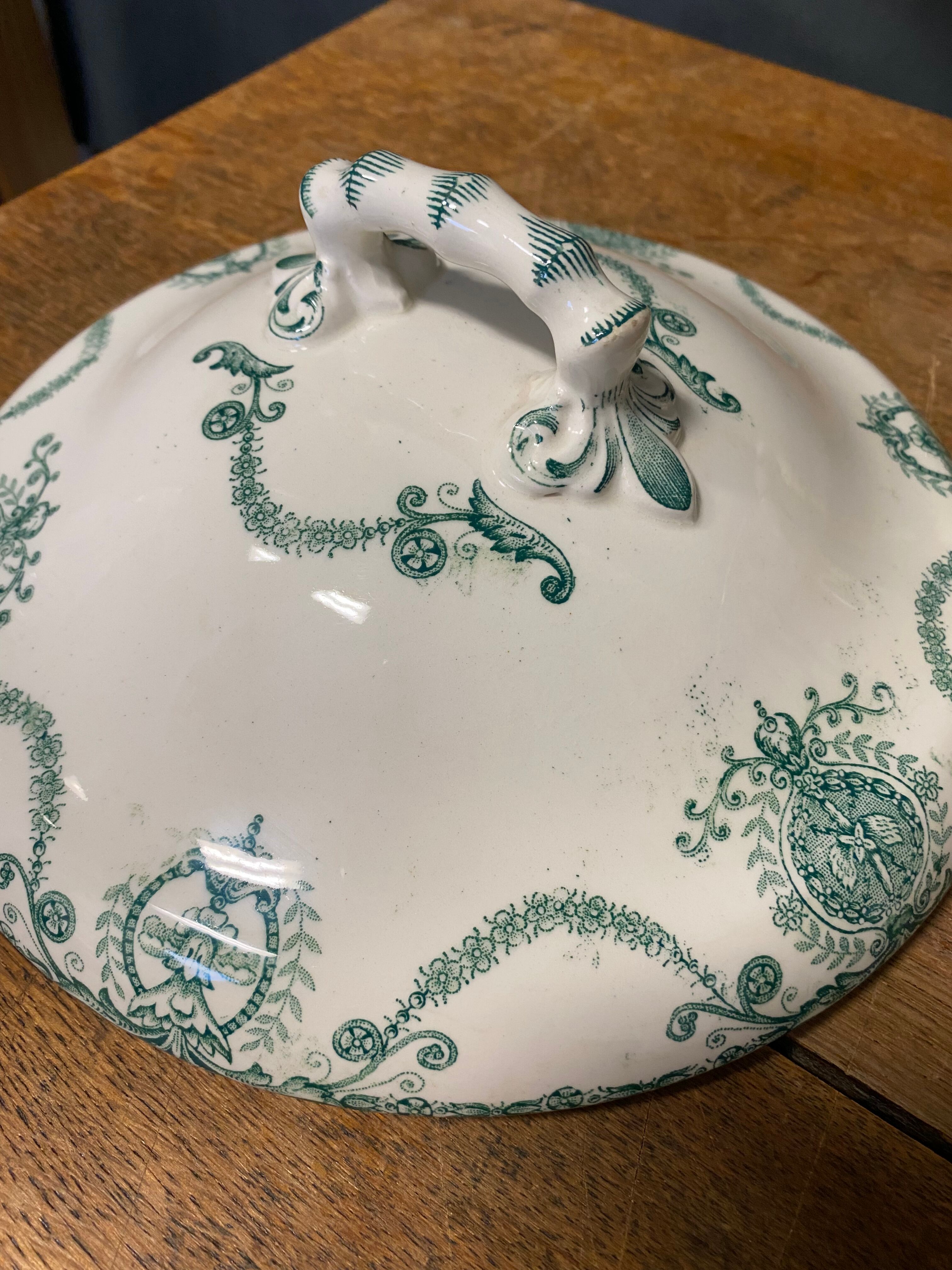Ancient iron earth tureen, diameter 21 cm