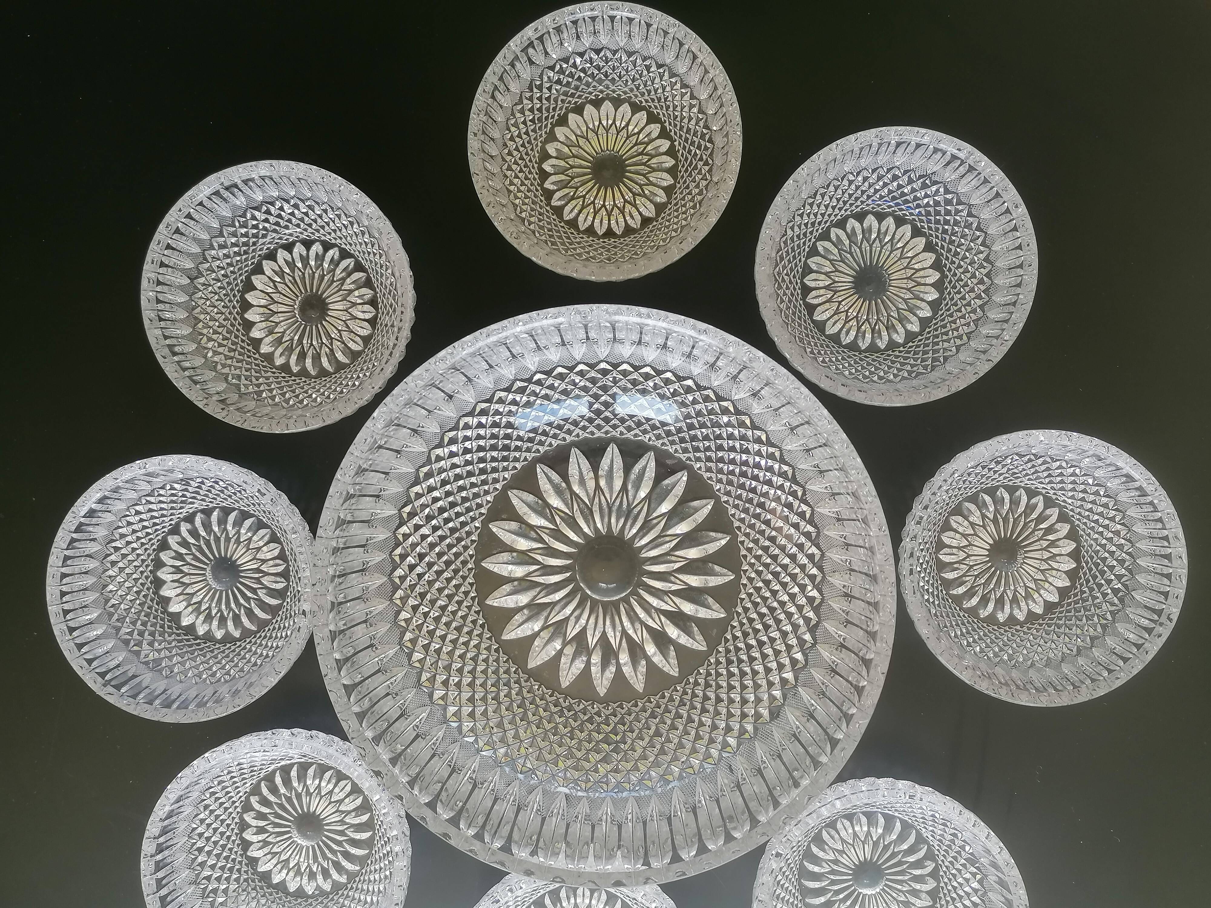 Crystal fruit service with its 8 matching bowls.