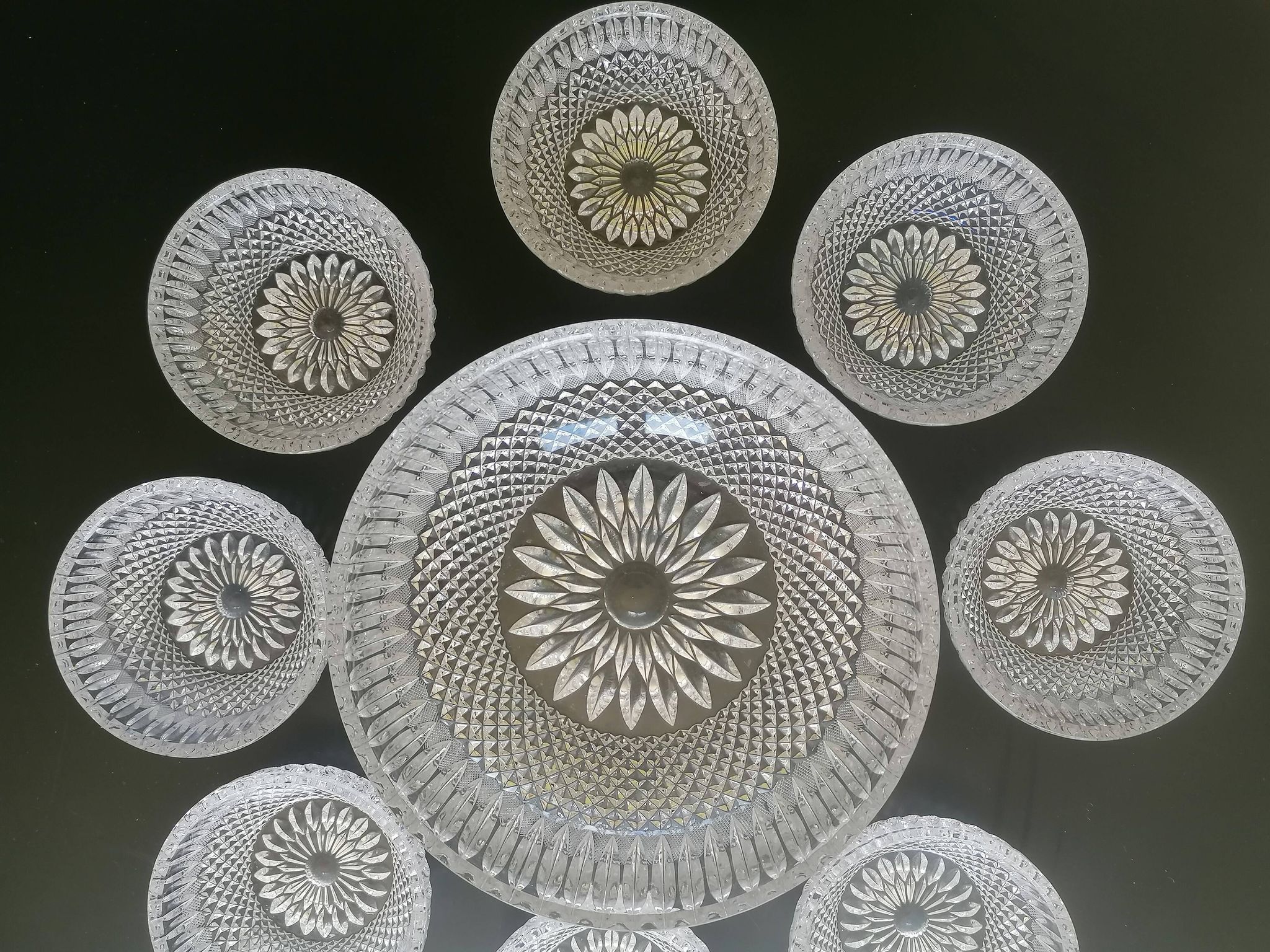 Crystal fruit service with its 8 matching bowls.