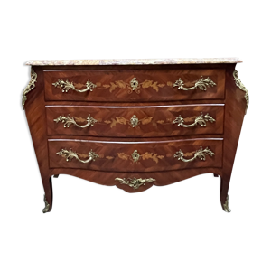 Commode de style Louis