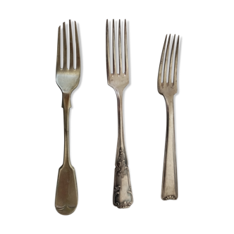 Silver metal forks