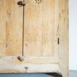 Armoire ancienne