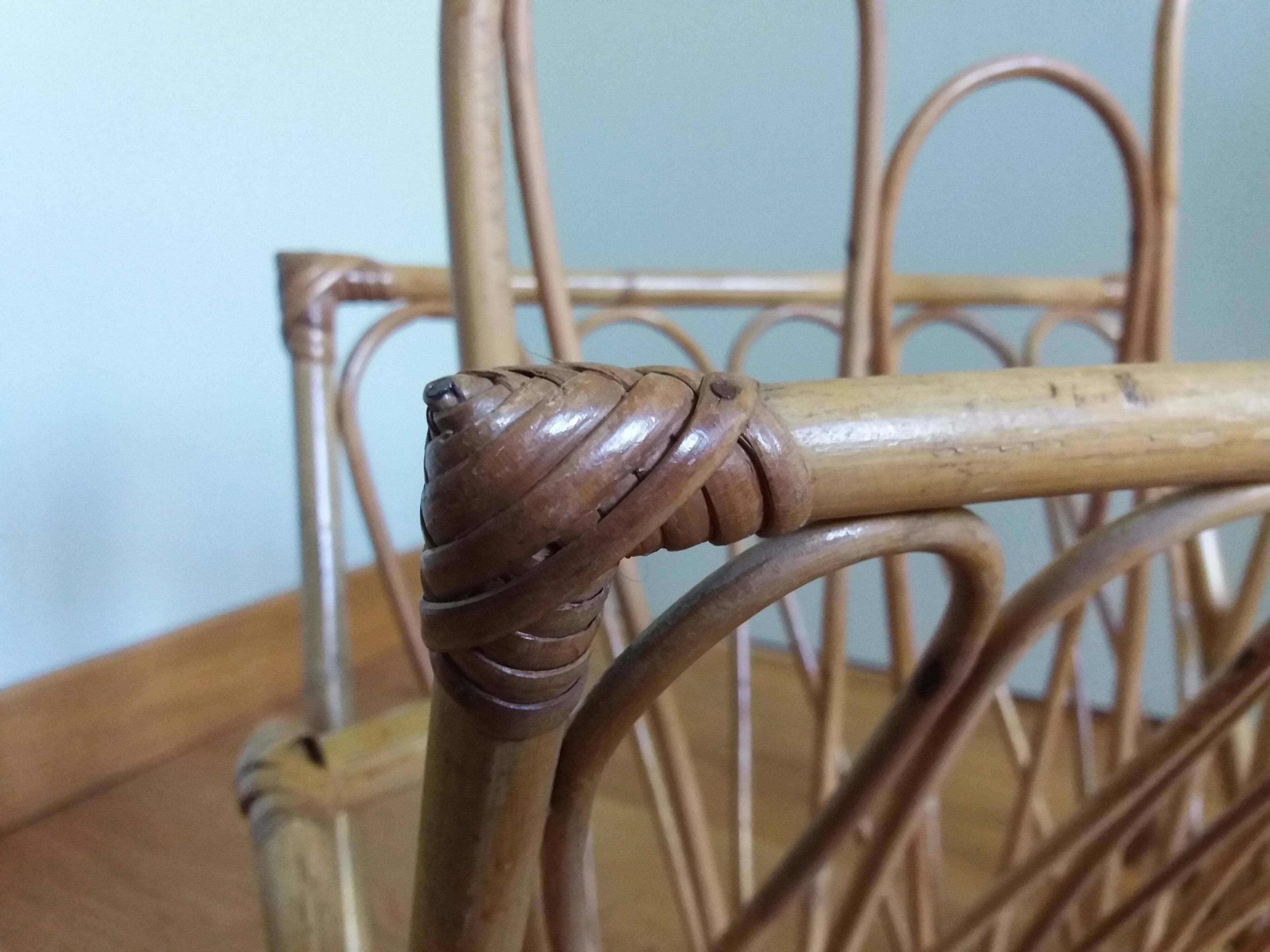 Wicker magazine rack