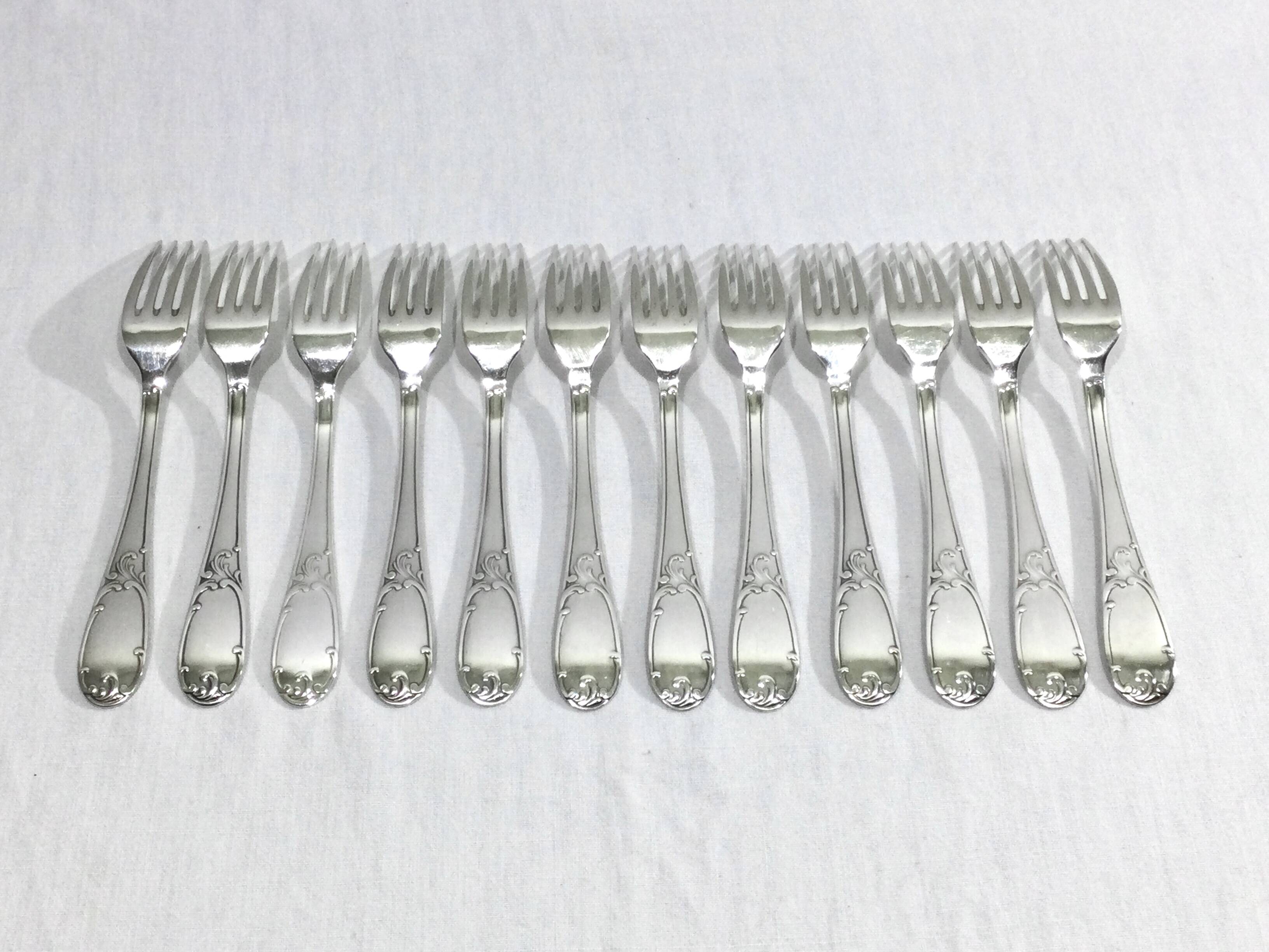 49-piece cutlery set in Louis XV silver-plated metal