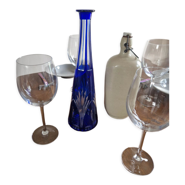 Vase soliflore en cristal de Bohême bleu cobalt