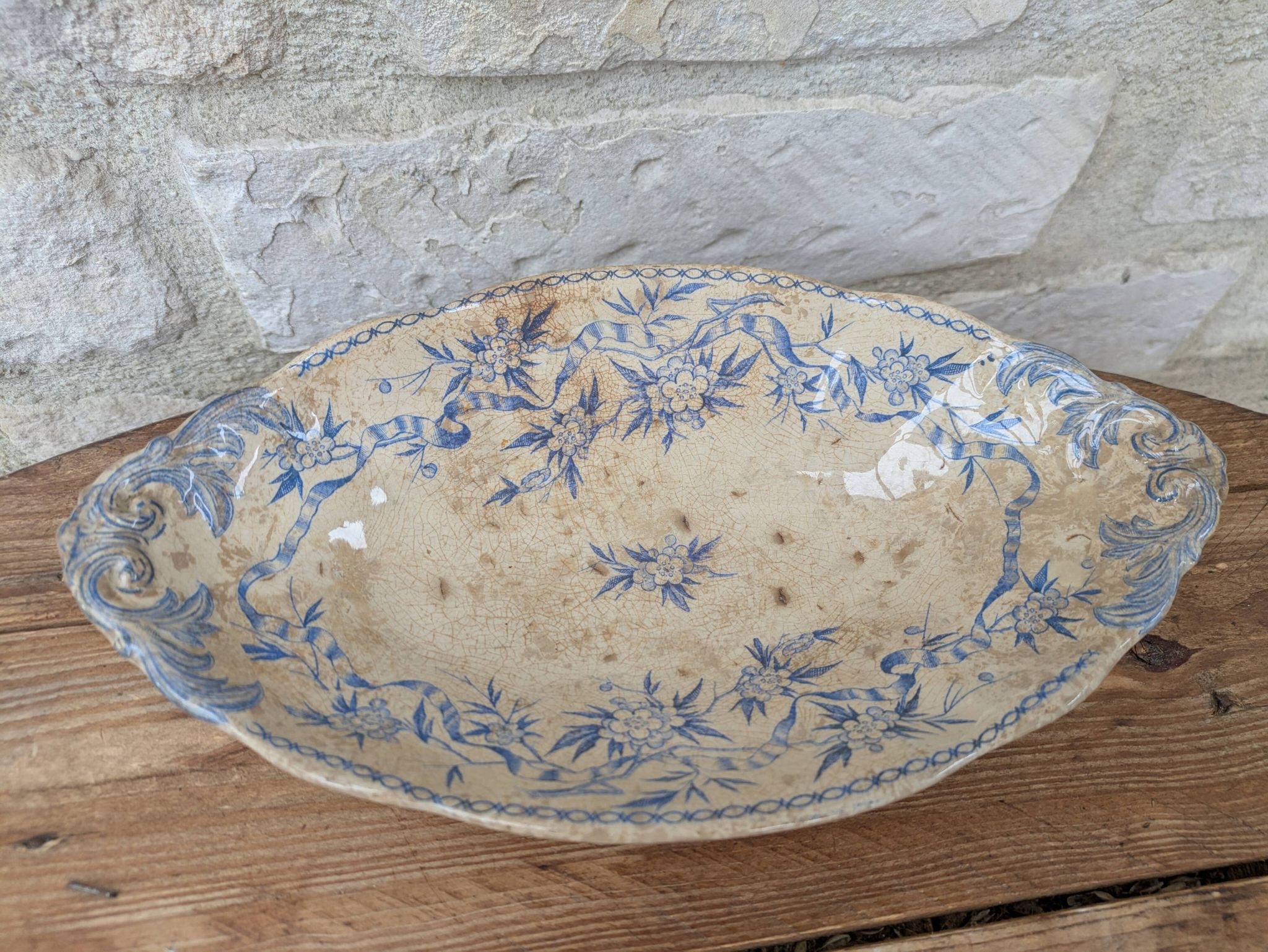 Antique U&C ceramic thorn bowl