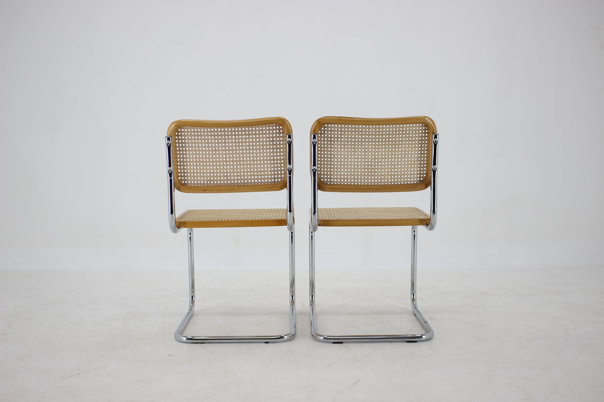 Set of six chrome plated and wood italian dining chairs by Breuer, 1970s