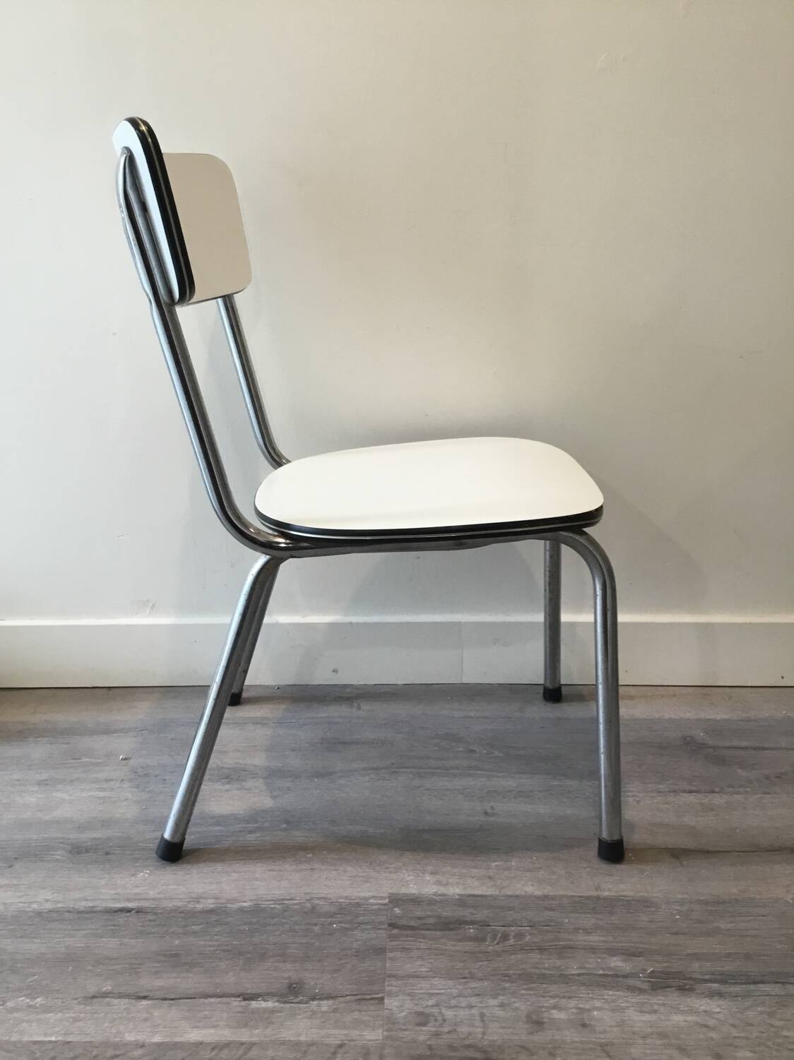 Formica low chair