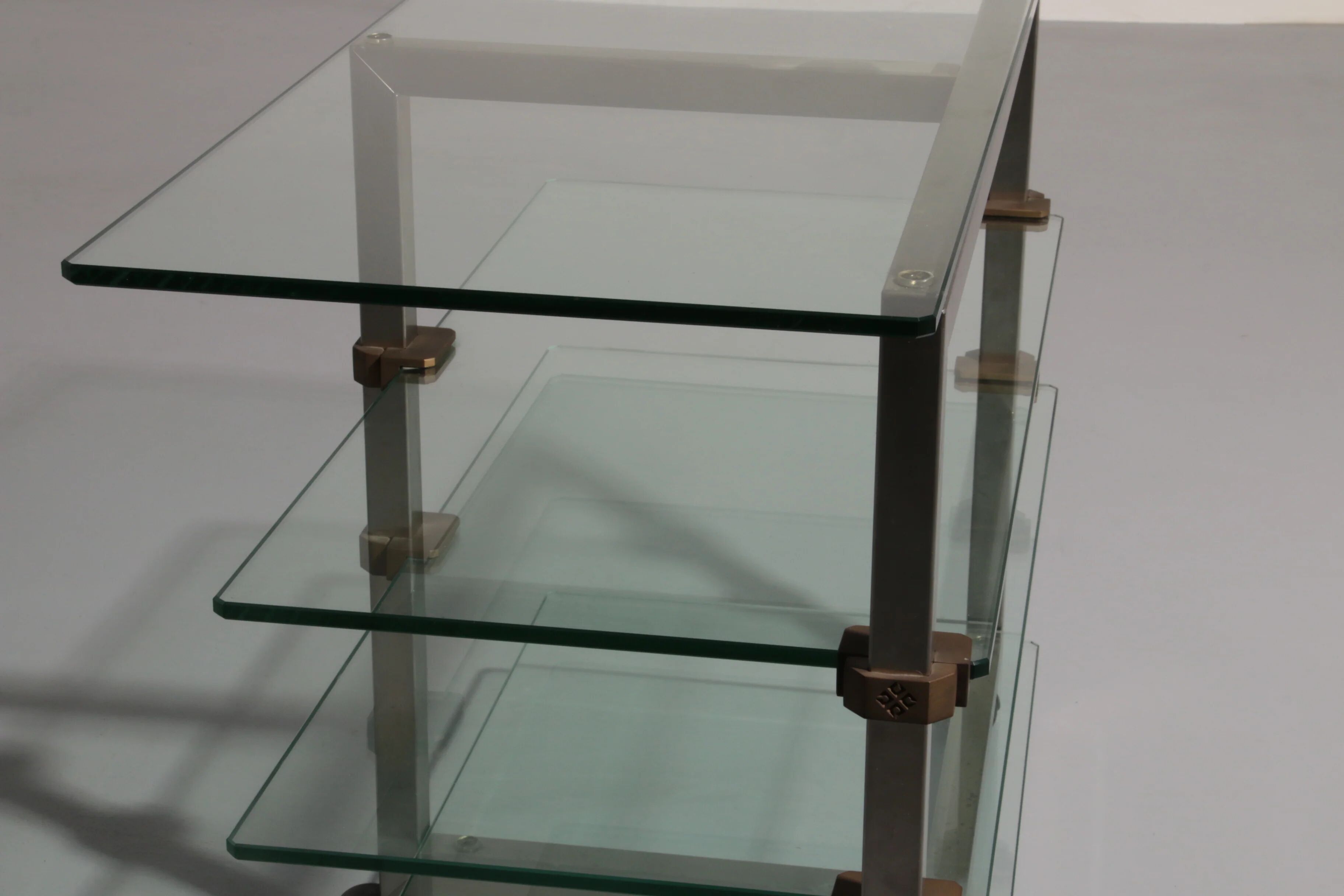 Table d'appoint, console sur roulettes Peter Ghyzcy, années 1970