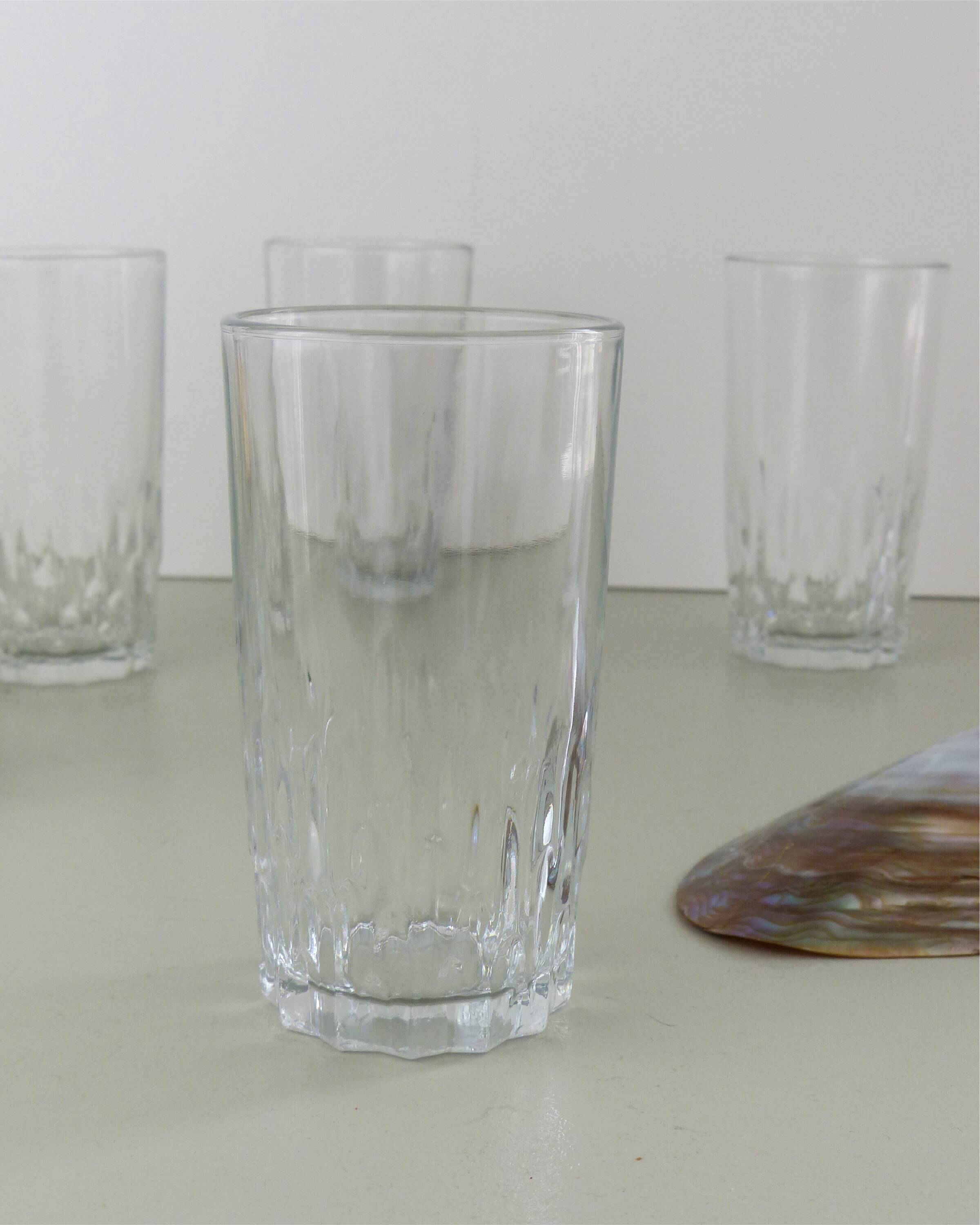 Set of 8 transparent glass water glasses