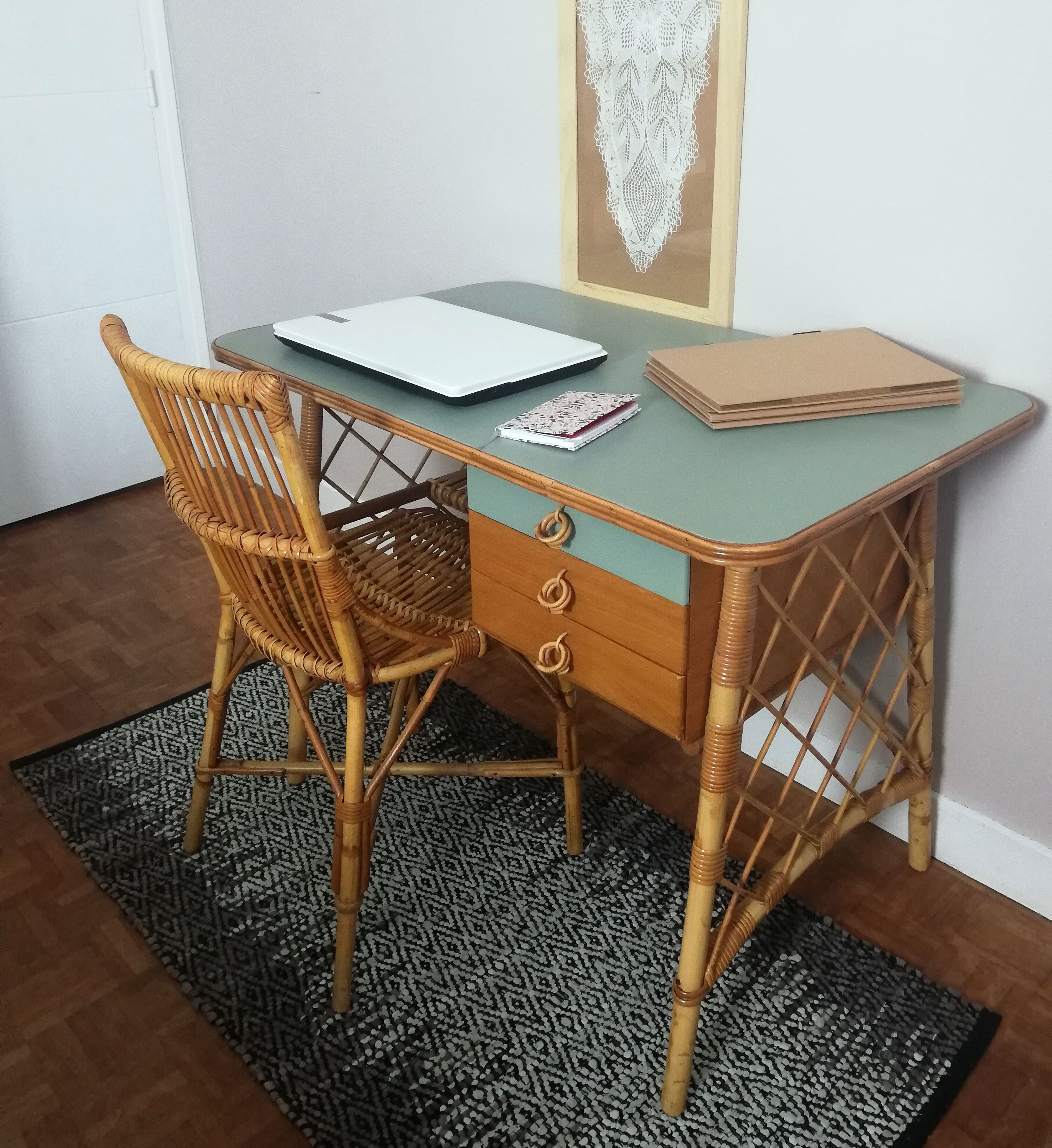 Louis Sognot desk and his rattan chair