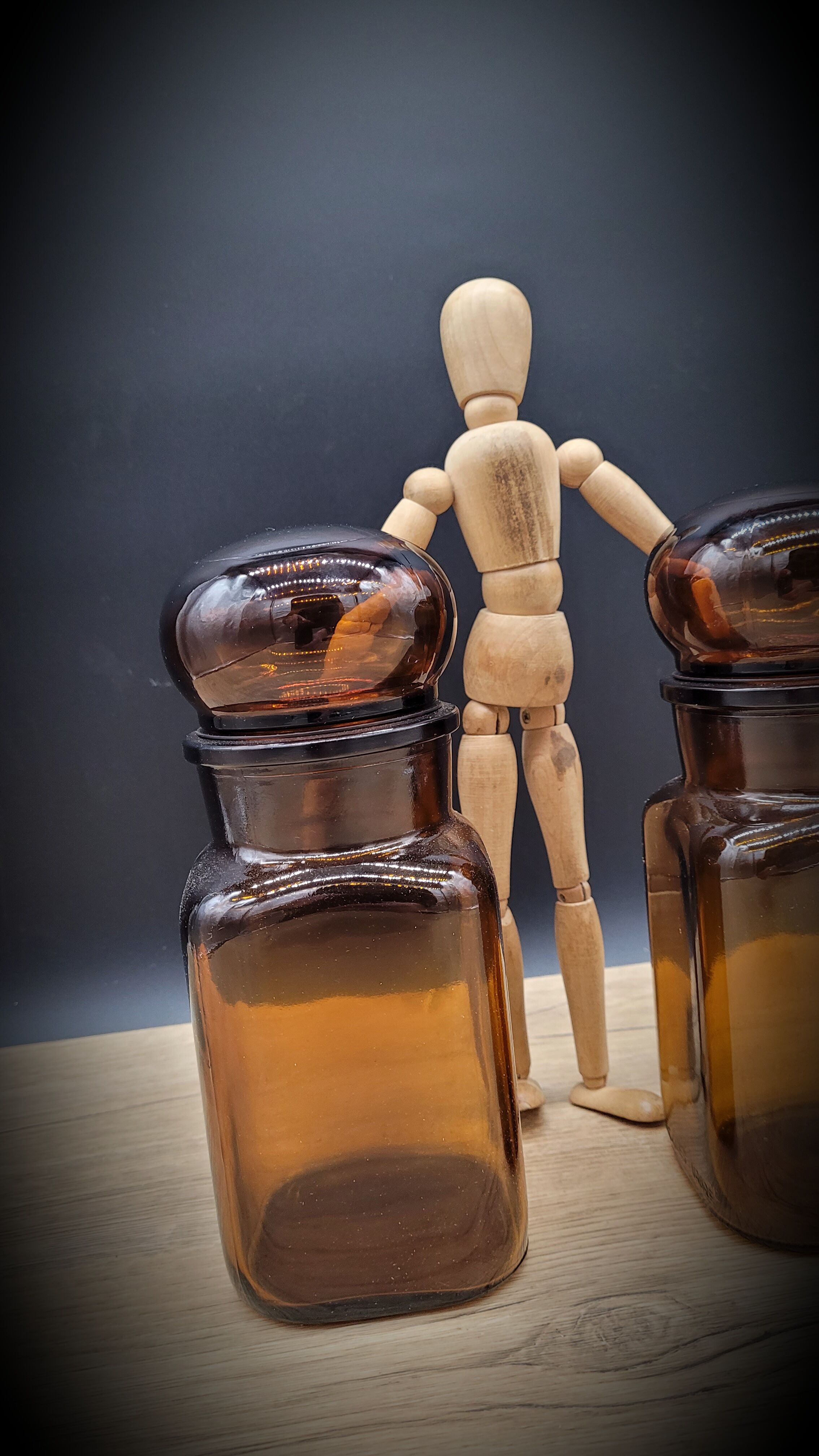 Duo apothecary vials round cap