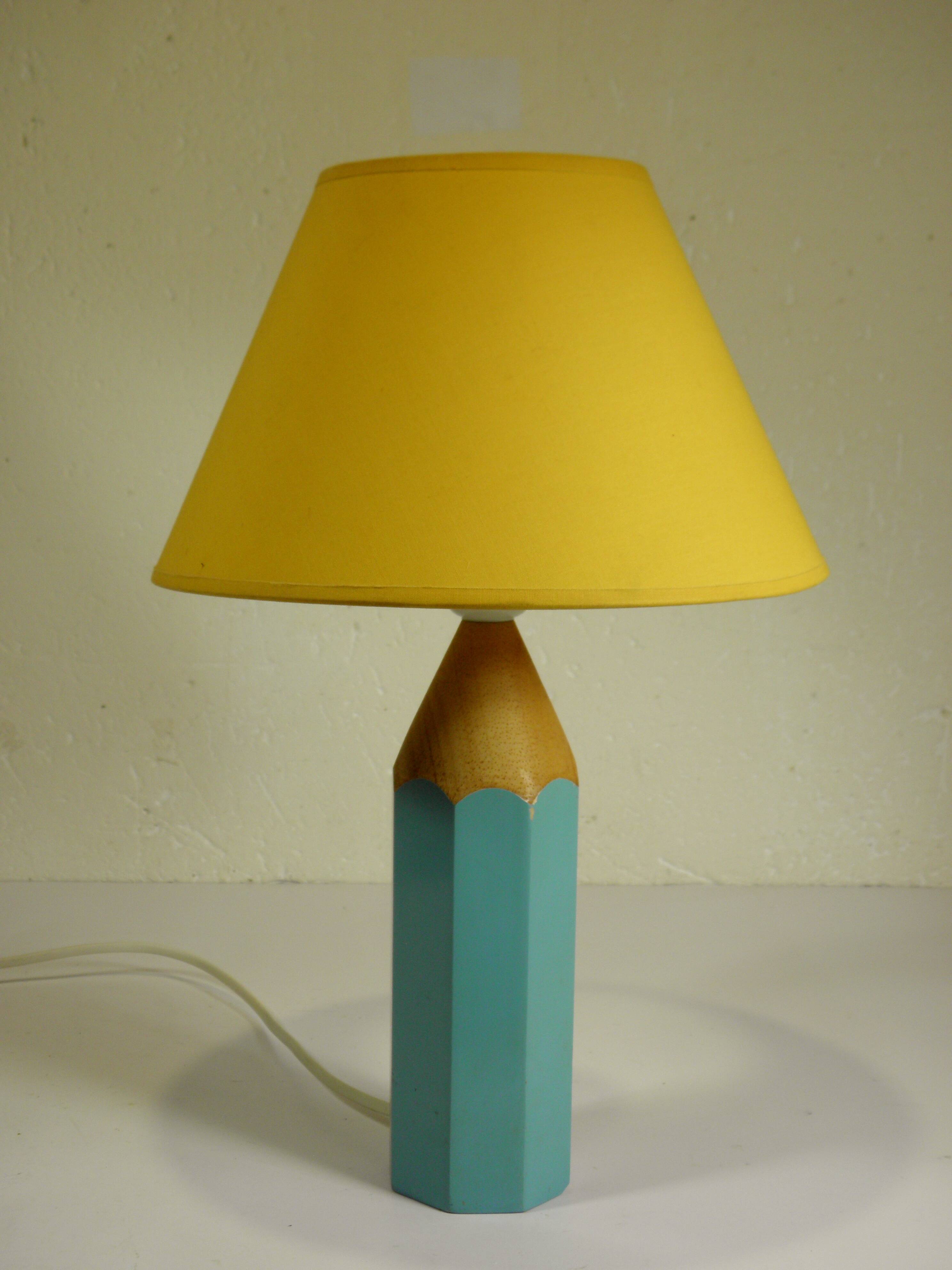 "CRAYON" WOODEN LAMP