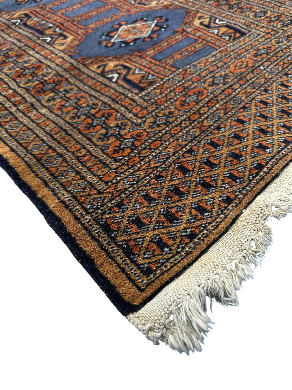Handmade Persian rug 95cm x 60cm