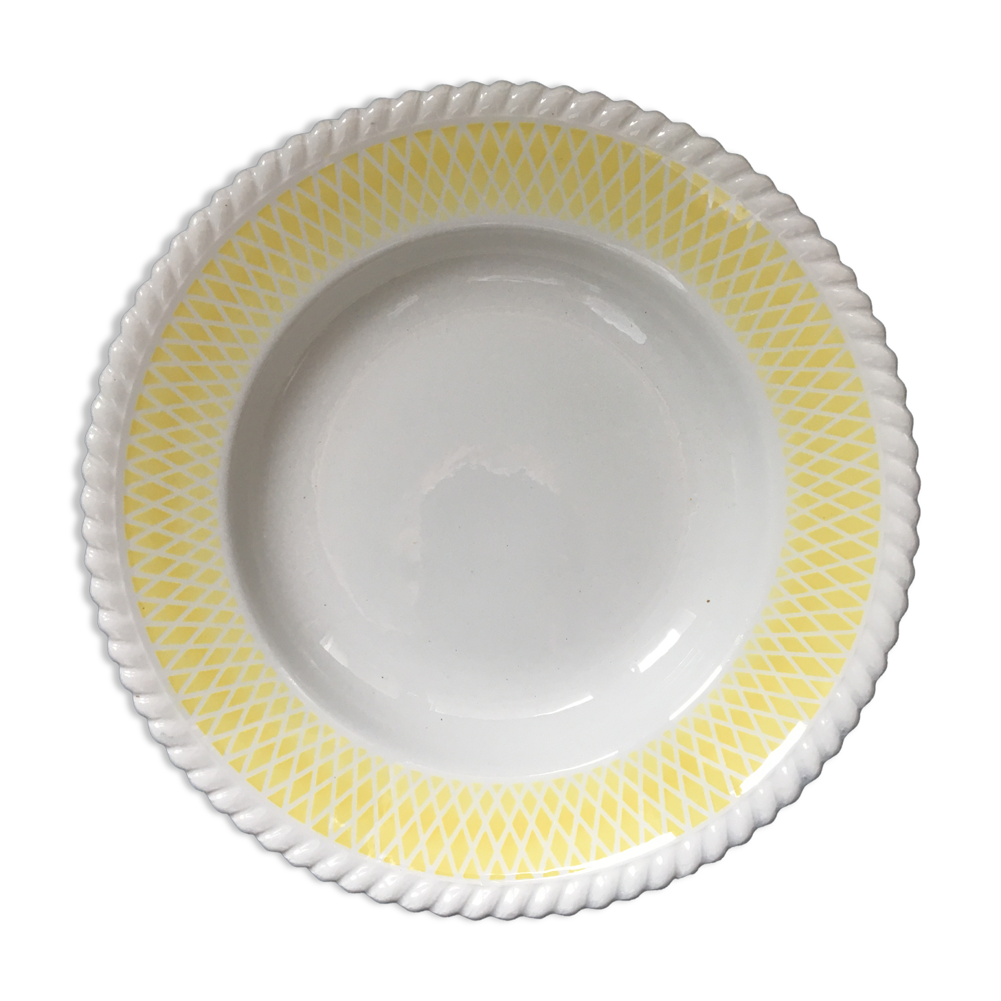 6 yellow and white plates