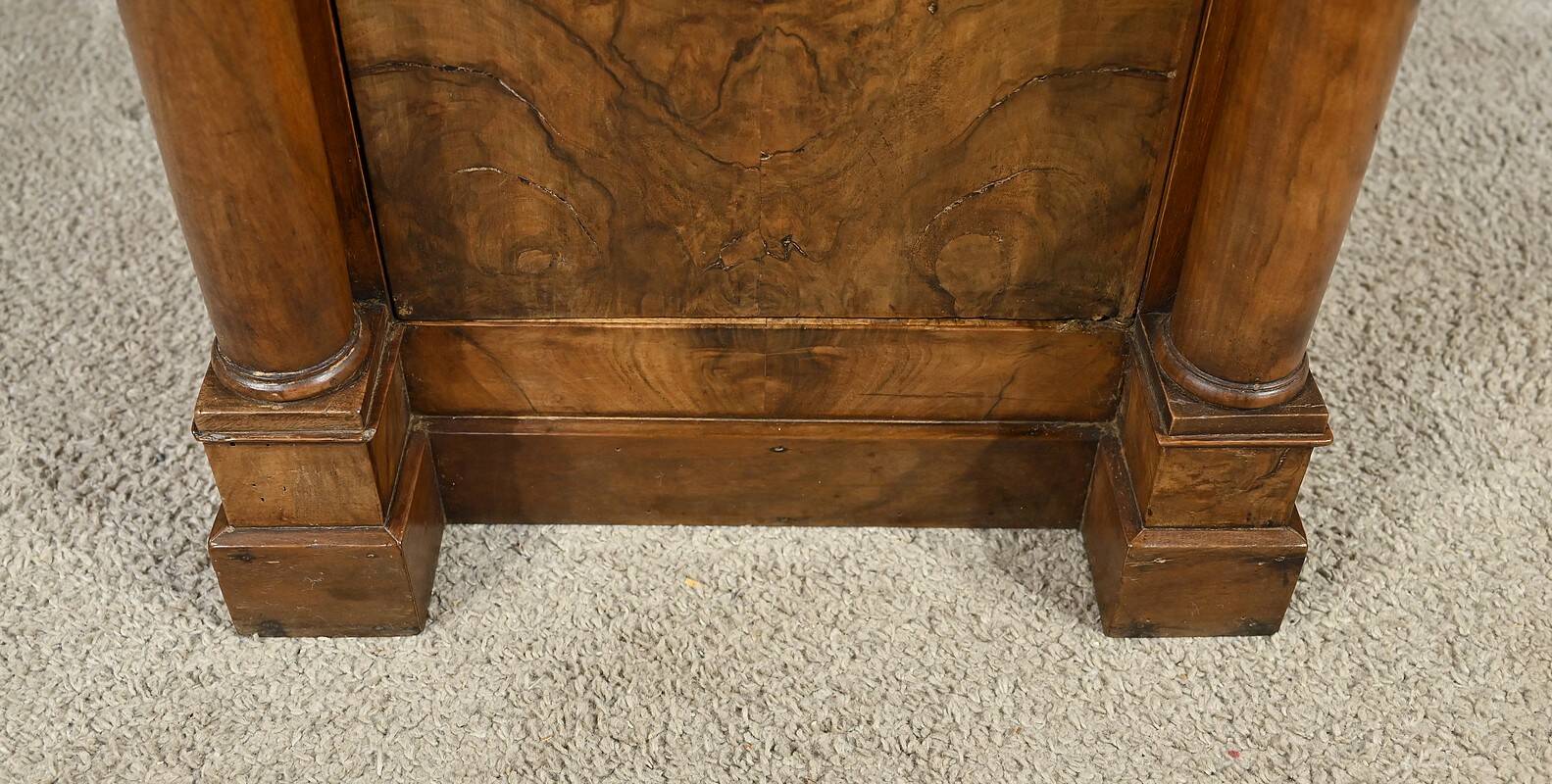 Petit Meuble en Noyer, époque Empire – Début XIXe