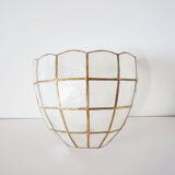 Mother-of-pearl shell shape wall lamp