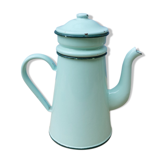 Water-green enamelled coffee maker