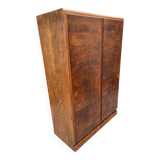 Armoire en placage de noyer restaurée d'influence Art Déco, années 1930