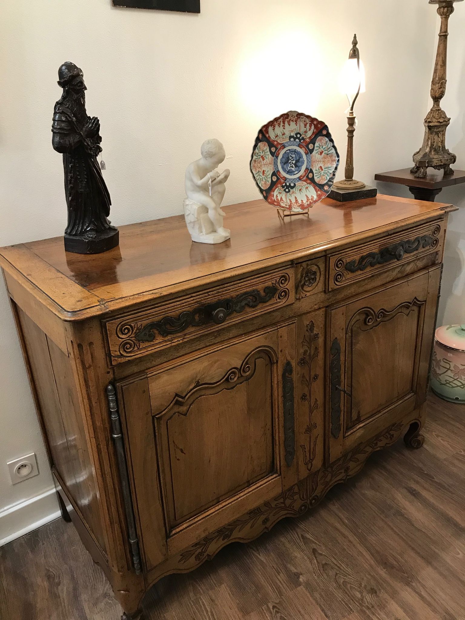 Former Louis XV cherry buffet says 2 doors era at the very beginning of the 19th century