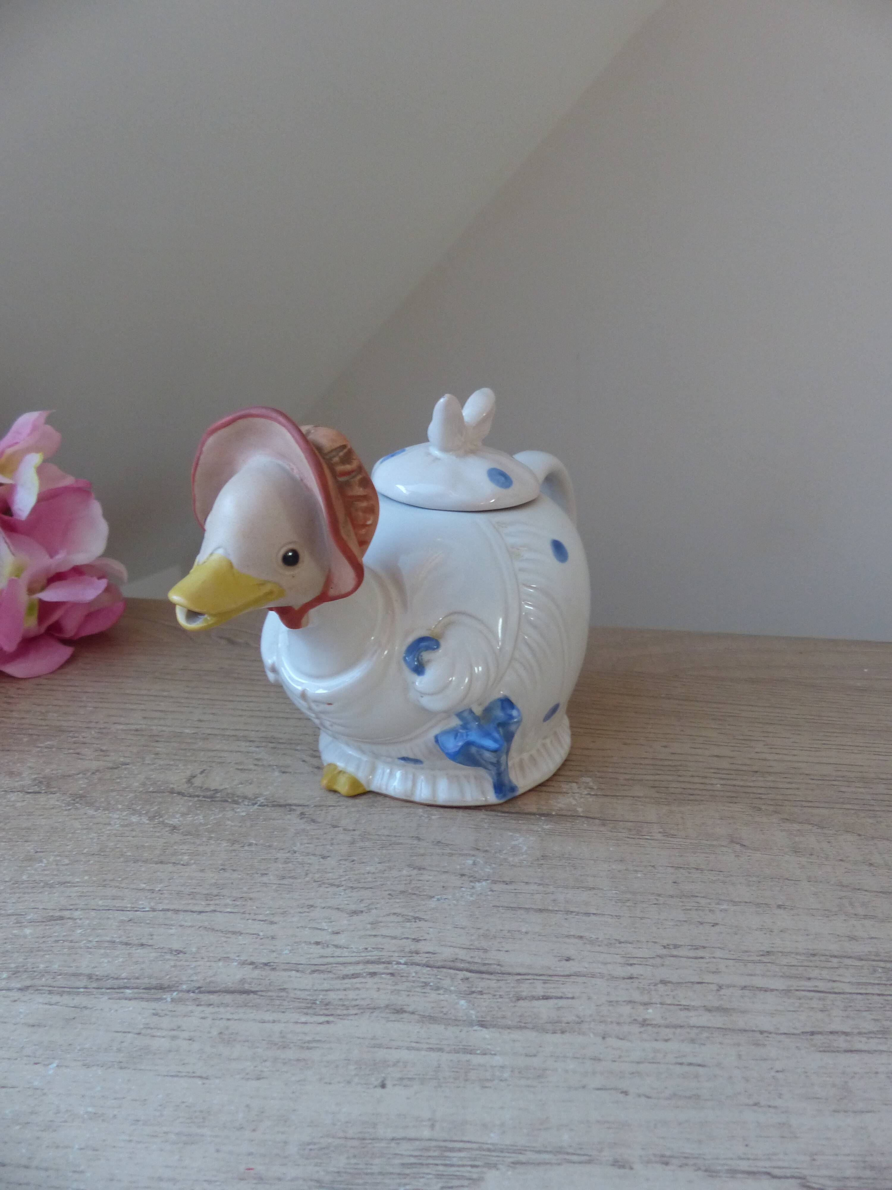 Madame Goose Stoneware Teapot with Umbrella and Bonnet