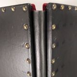 Red velvet screen with black skai