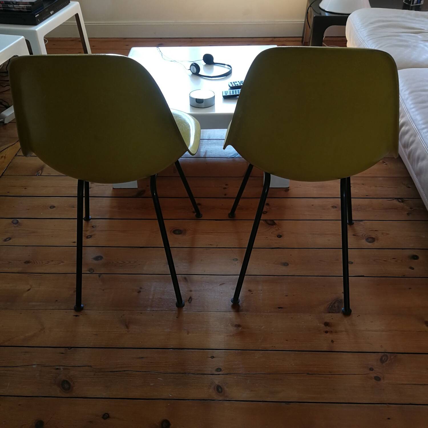 Set of 4 DSX chairs Herman Miller edition design Charles Eames fiberglass