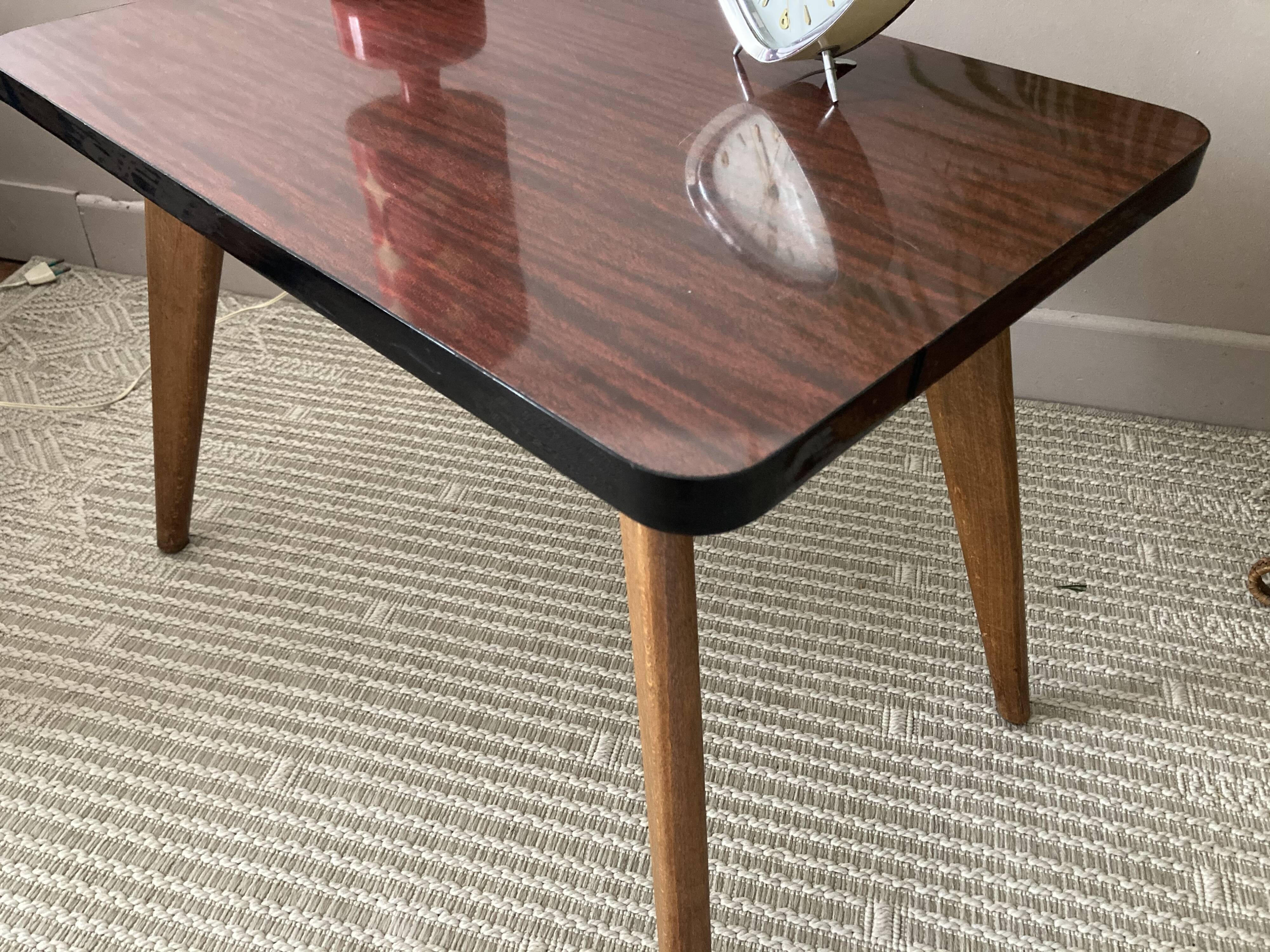 Vintage coffee table foot compass