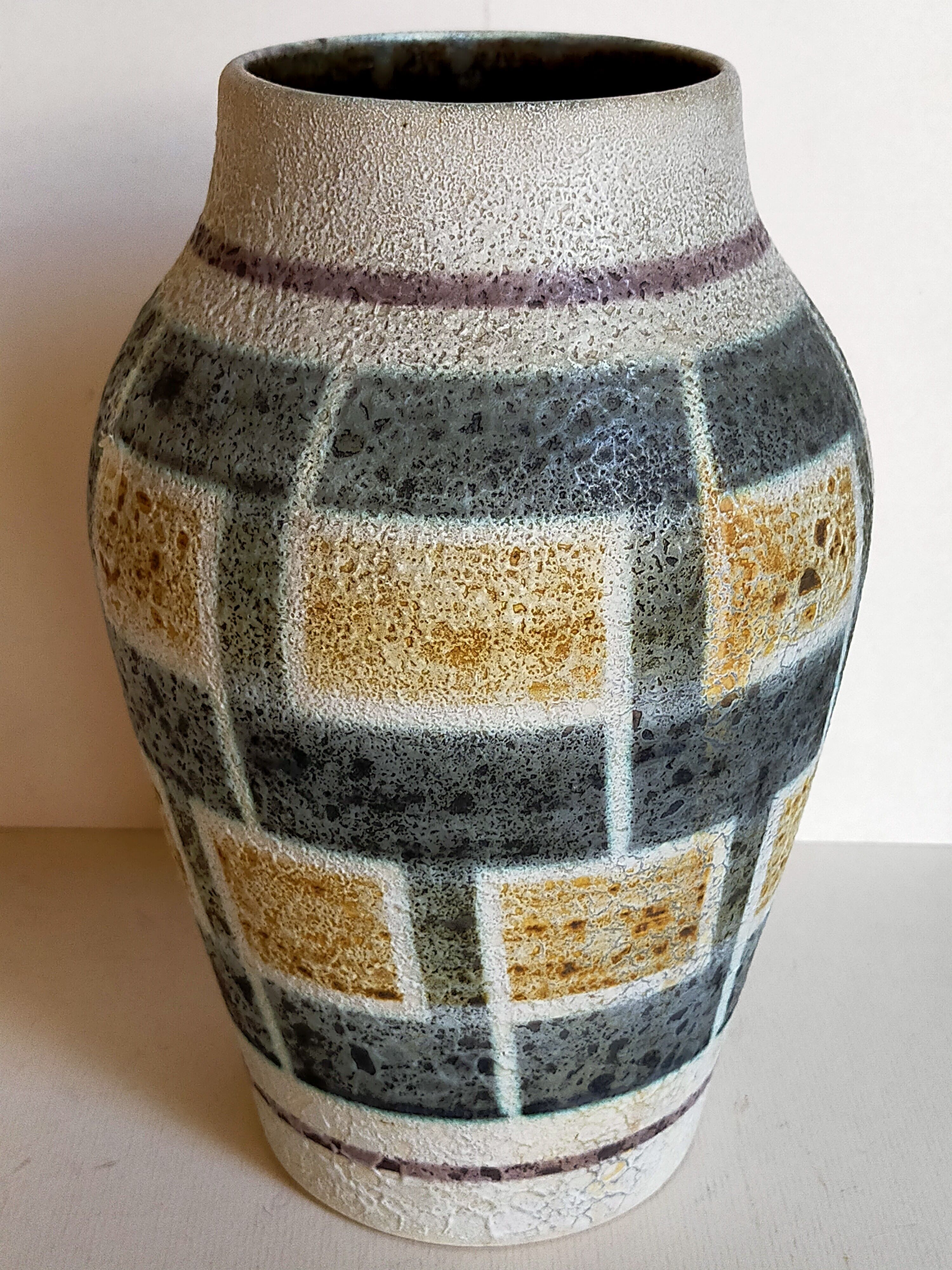 West-Germany vintage ceramic vase washes with graphic pattern