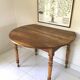 Table ronde périgourdine en noyer massif