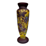 Multilayer glass vase etched with acid – Floral decoration in Art Nouveau style