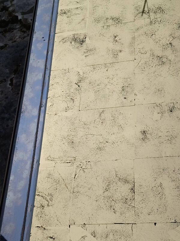 Table basse laiton et or dlg Maison Bagues annees 70