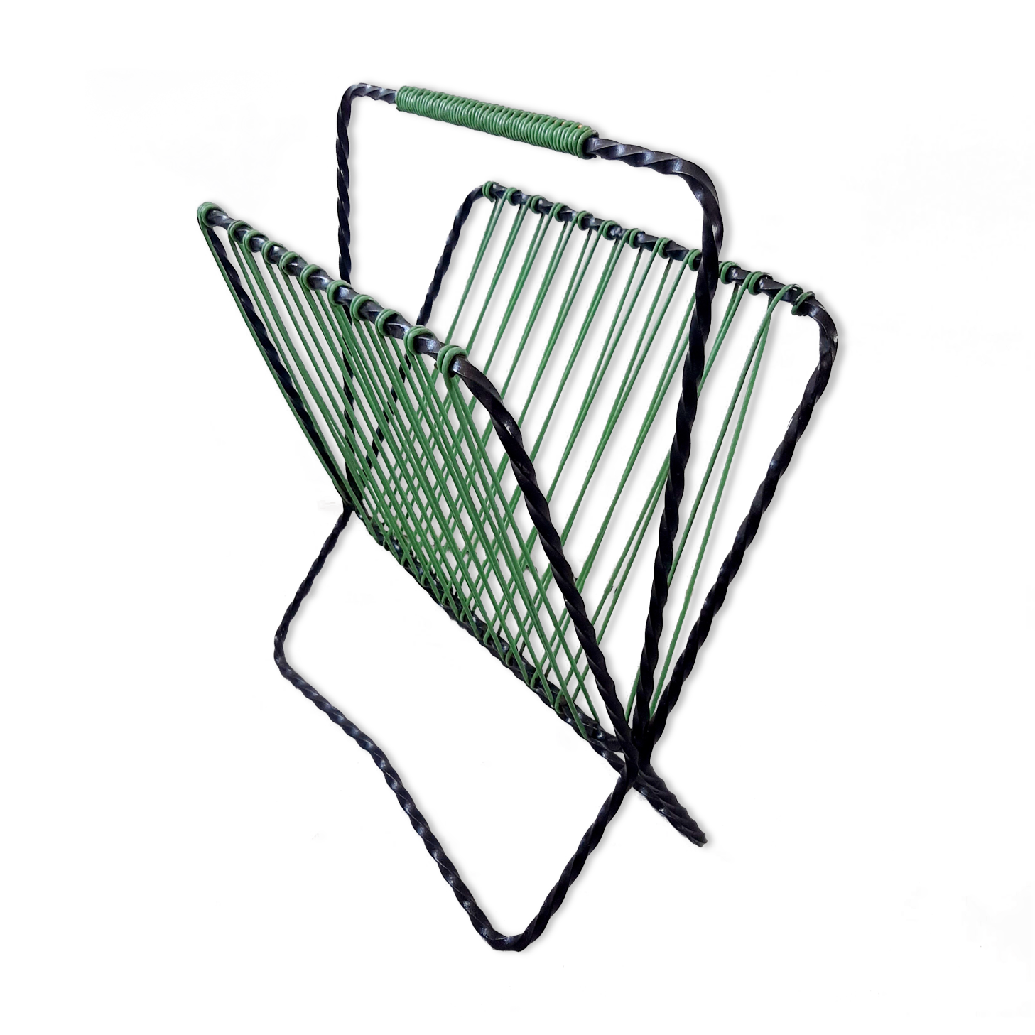 Vintage metal magazine door and green scoubidou