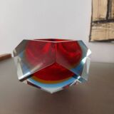 Empty pocket in Murano glass
