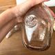 Carafe en verre bullé rose Biot vintage années 60