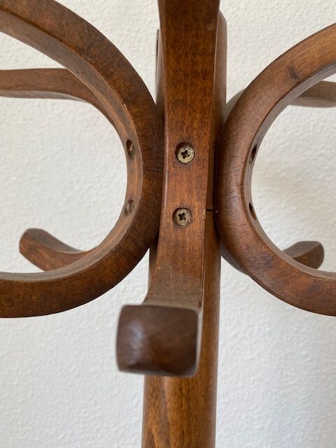 Wooden parrot coat rack