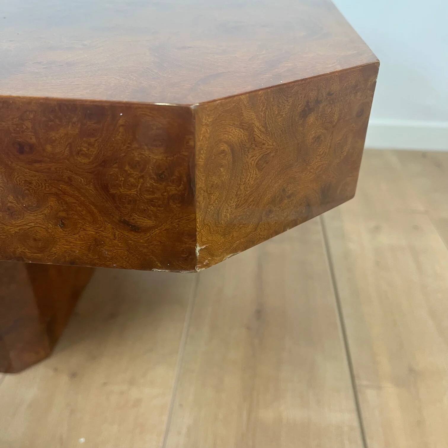 Art Deco coffee table in burl wood – 1930s/1940s