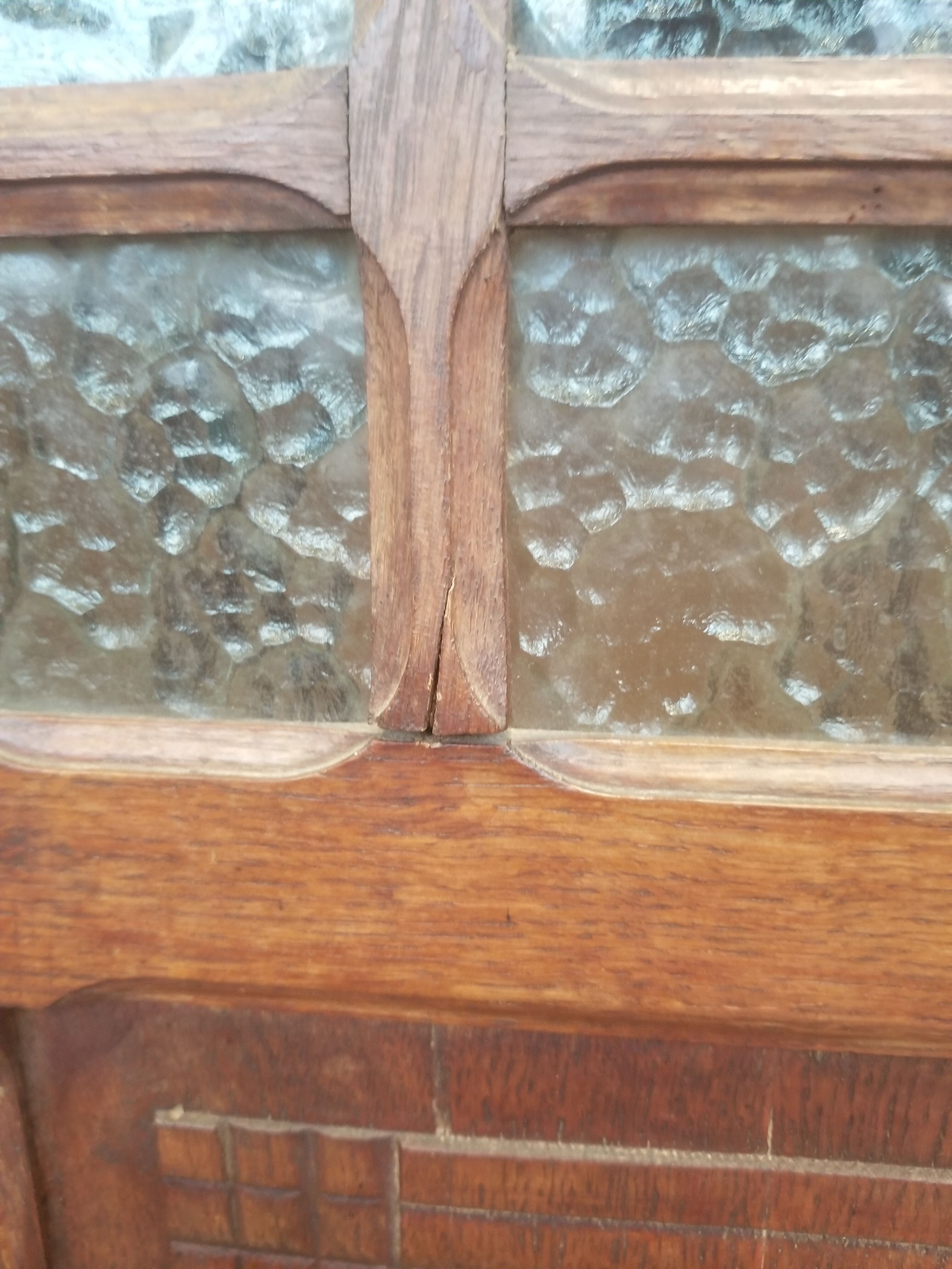 Glass cabinet