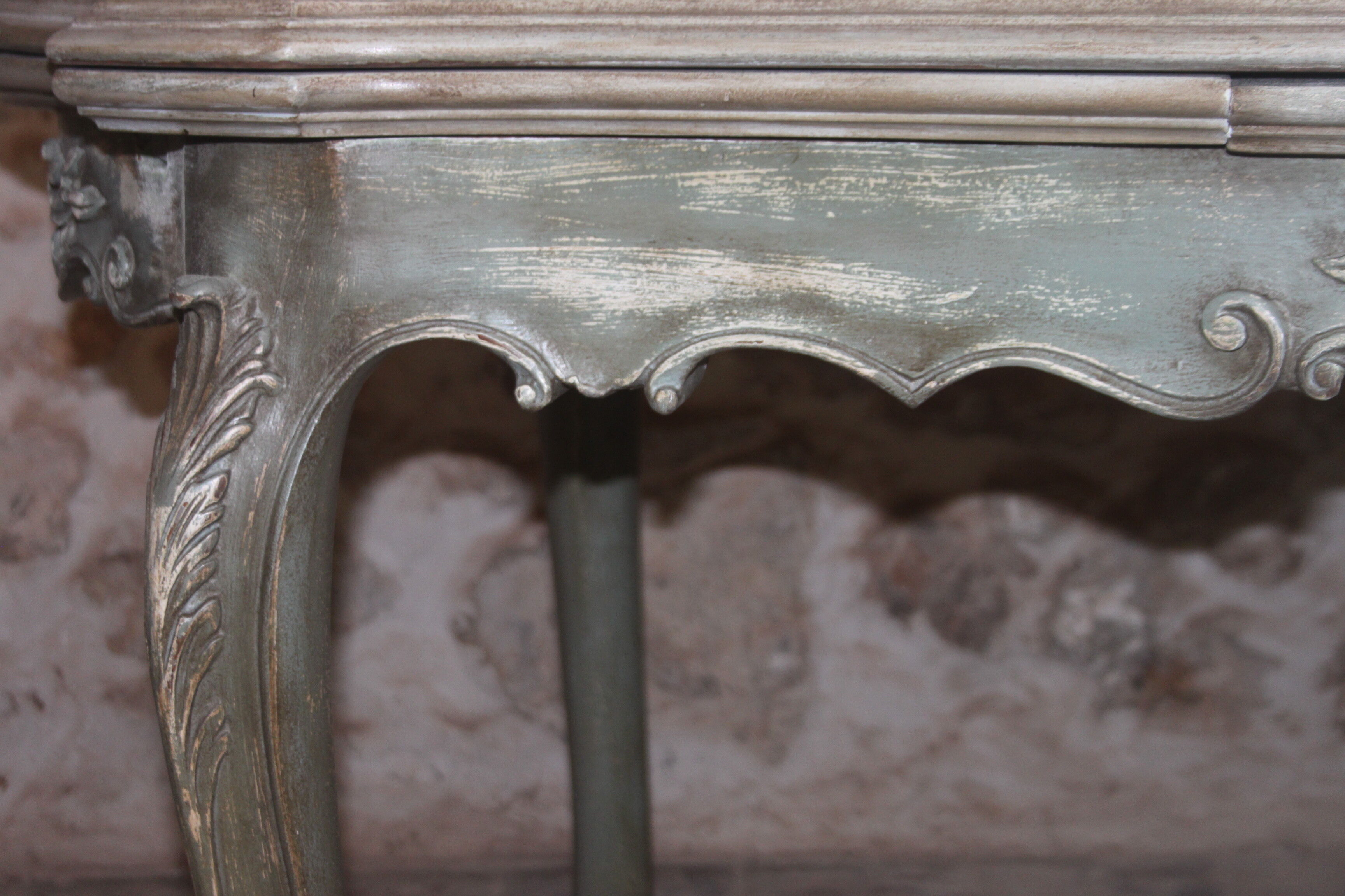 Dining table Louis XV Provencal