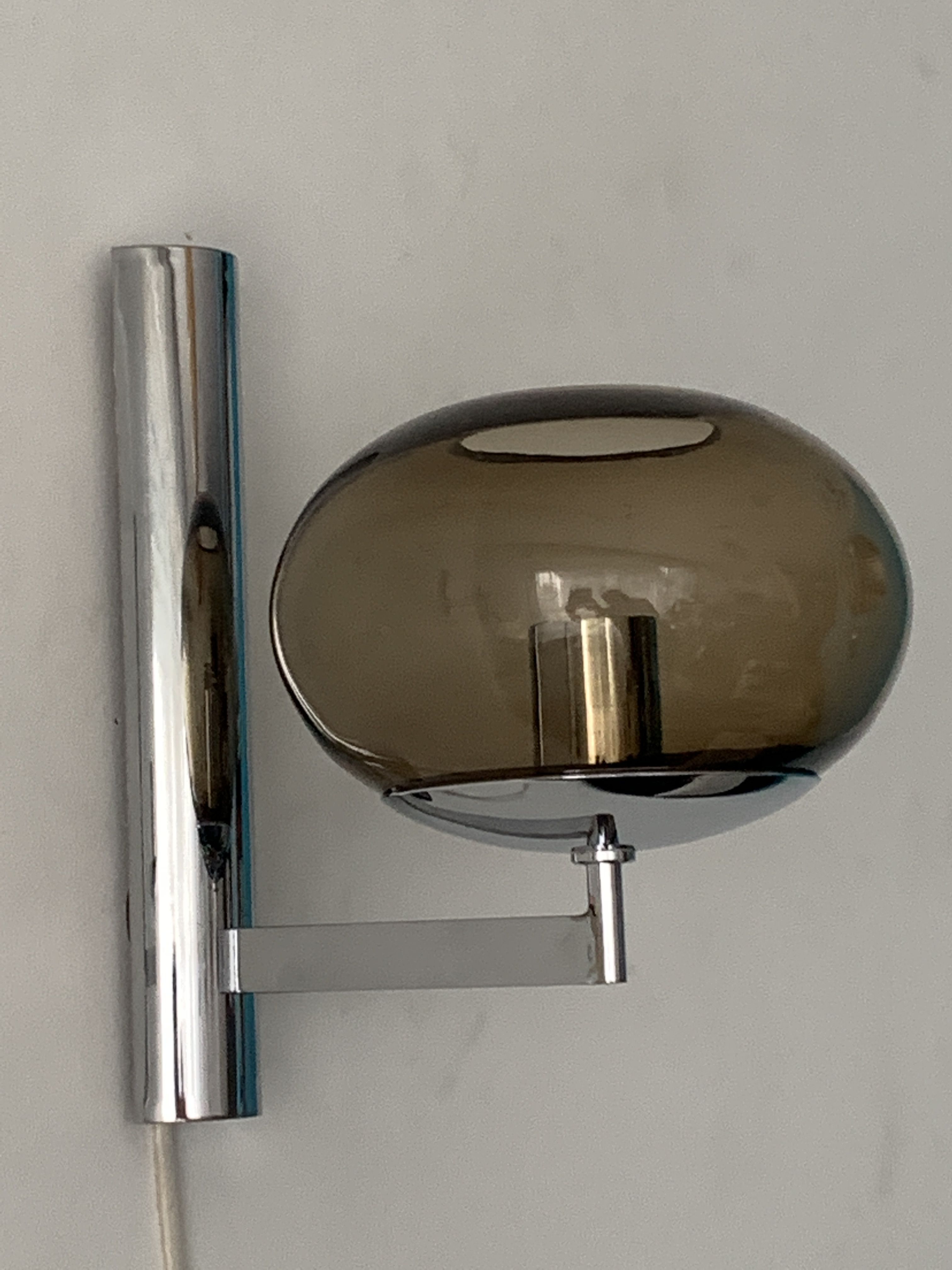 Pair of chrome metal sconces and smoked glass from Sciolari, 1970