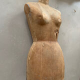 Bust / antique sewing mannequin