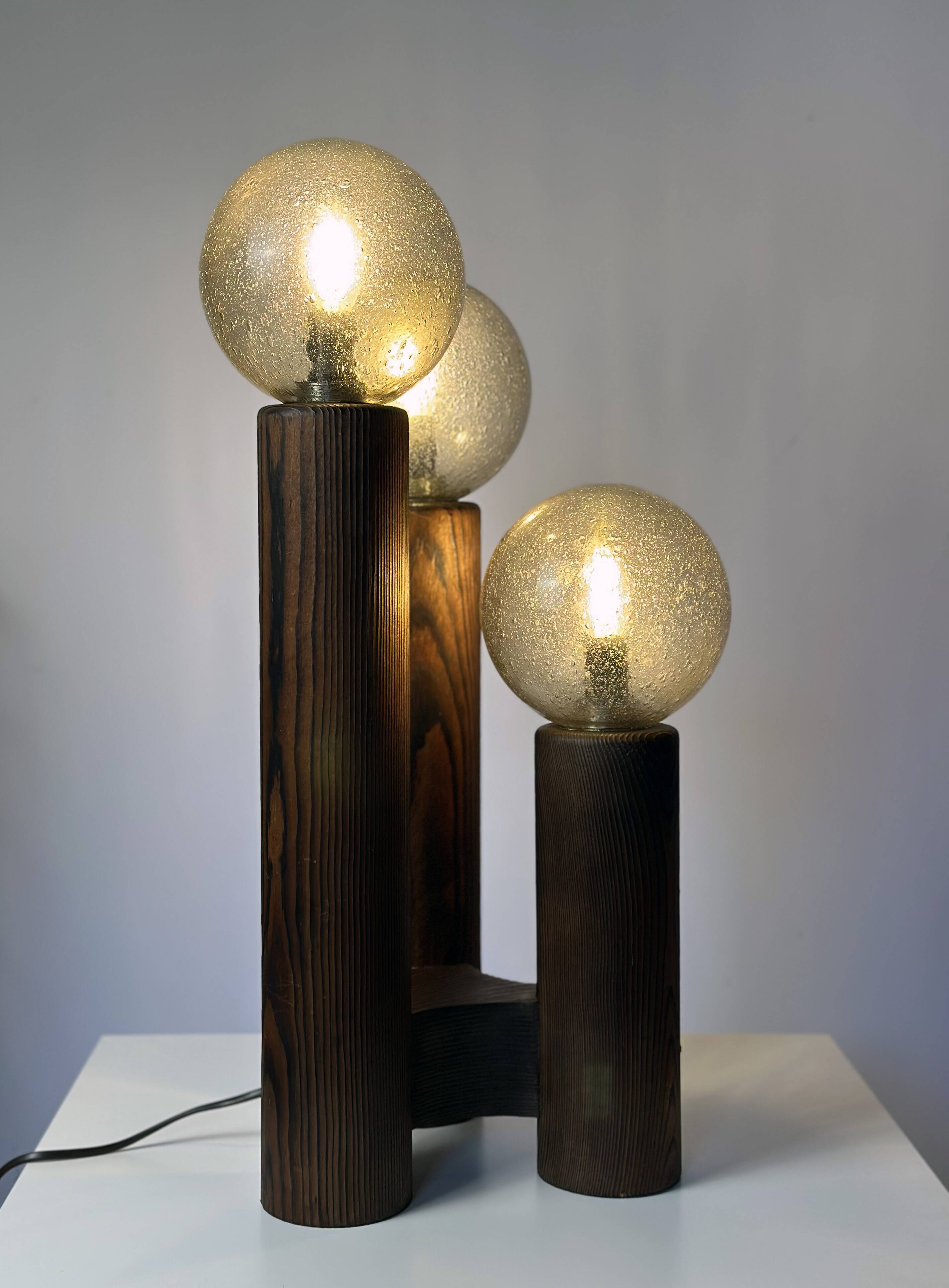 Vintage 'Model 19' Temde Leuchten table lamp in wood and hand blown glass