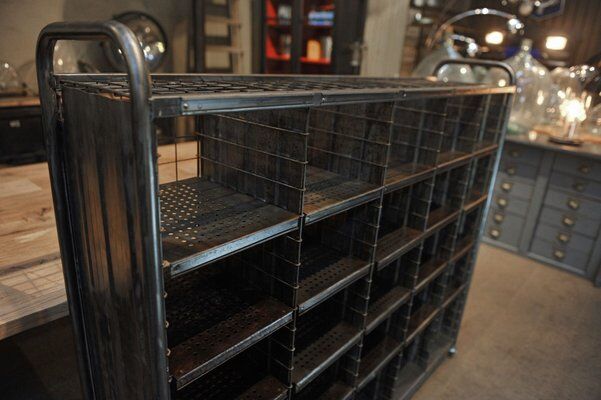 Post office shelf, 1960