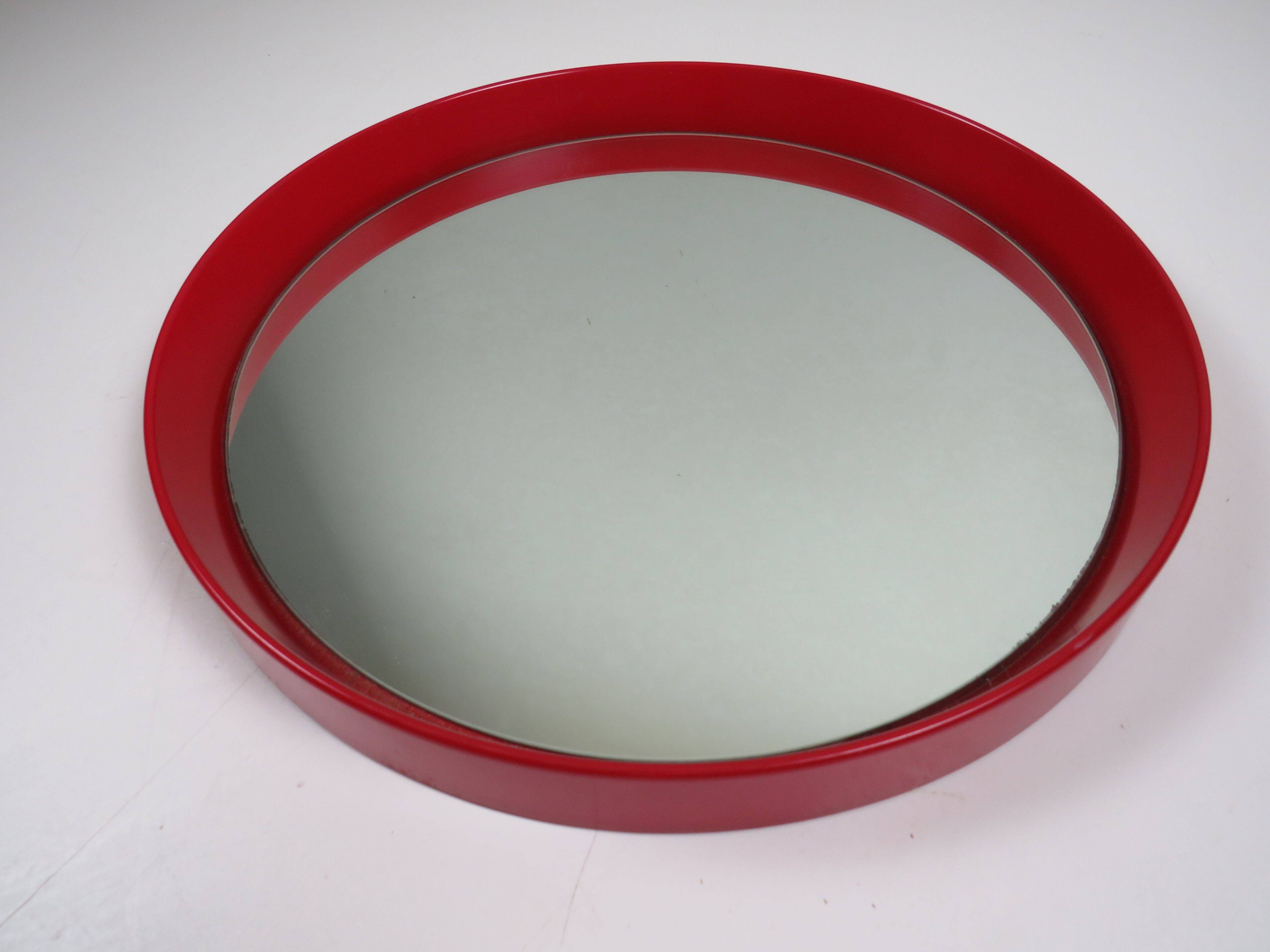 Miroir mural circulaire mid-century en bois laqué rouge – années 1960